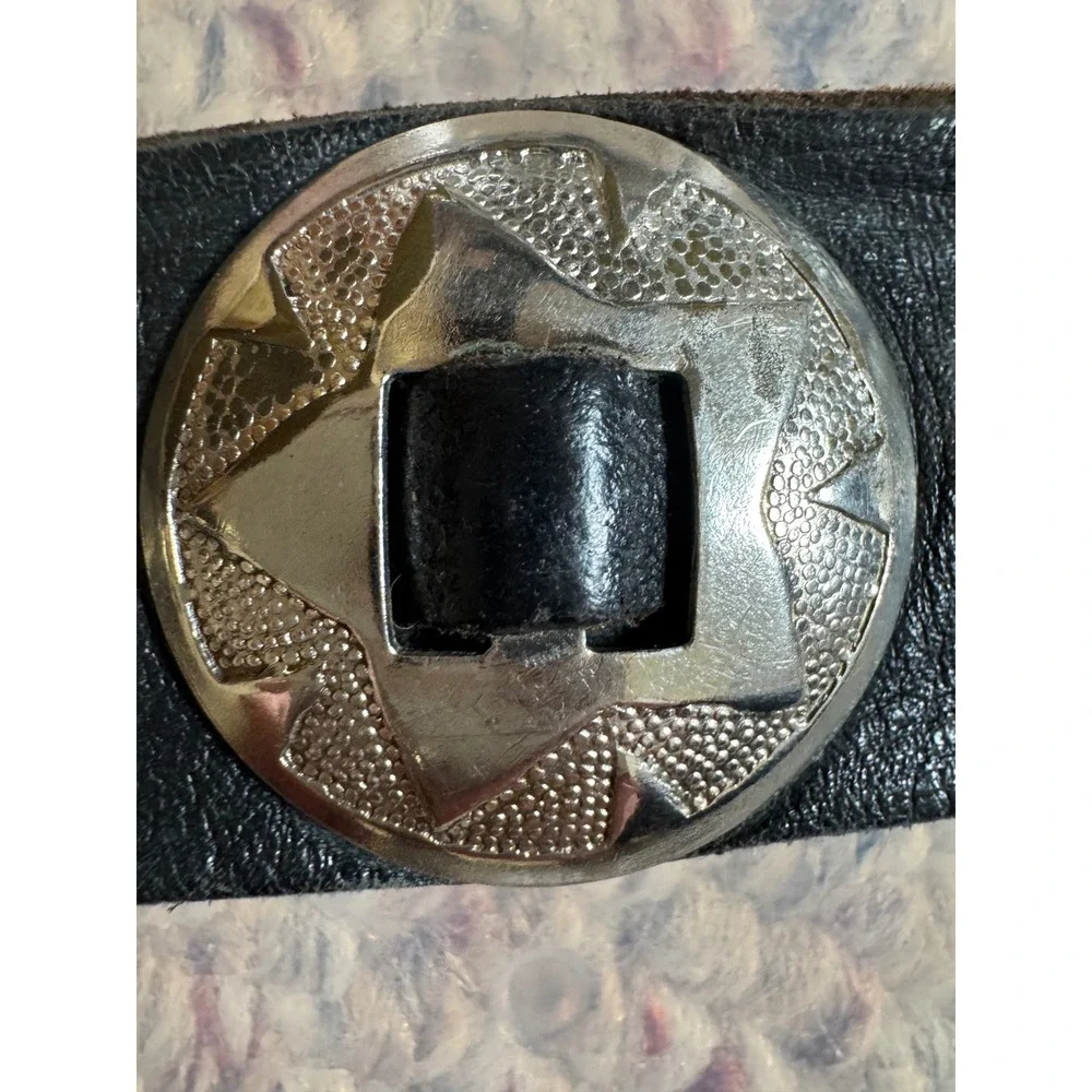 Vintage Concho Belt with South‎ Dakota Trout Belt Hit Line USA Black Leather 44